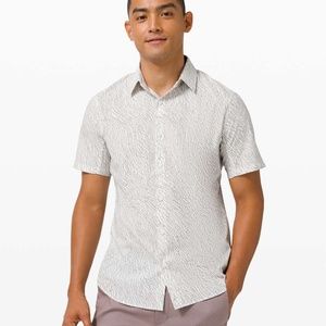 Lululemon Down to the Wire Short Sleeve Shirt